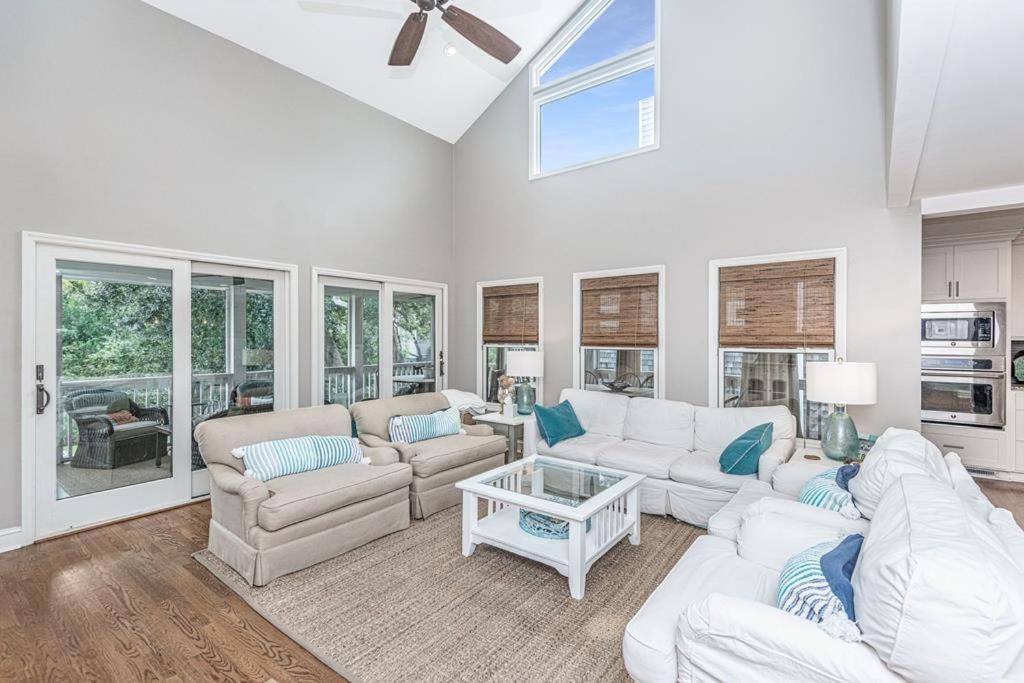 806 Carolina Boulevard Holiday home