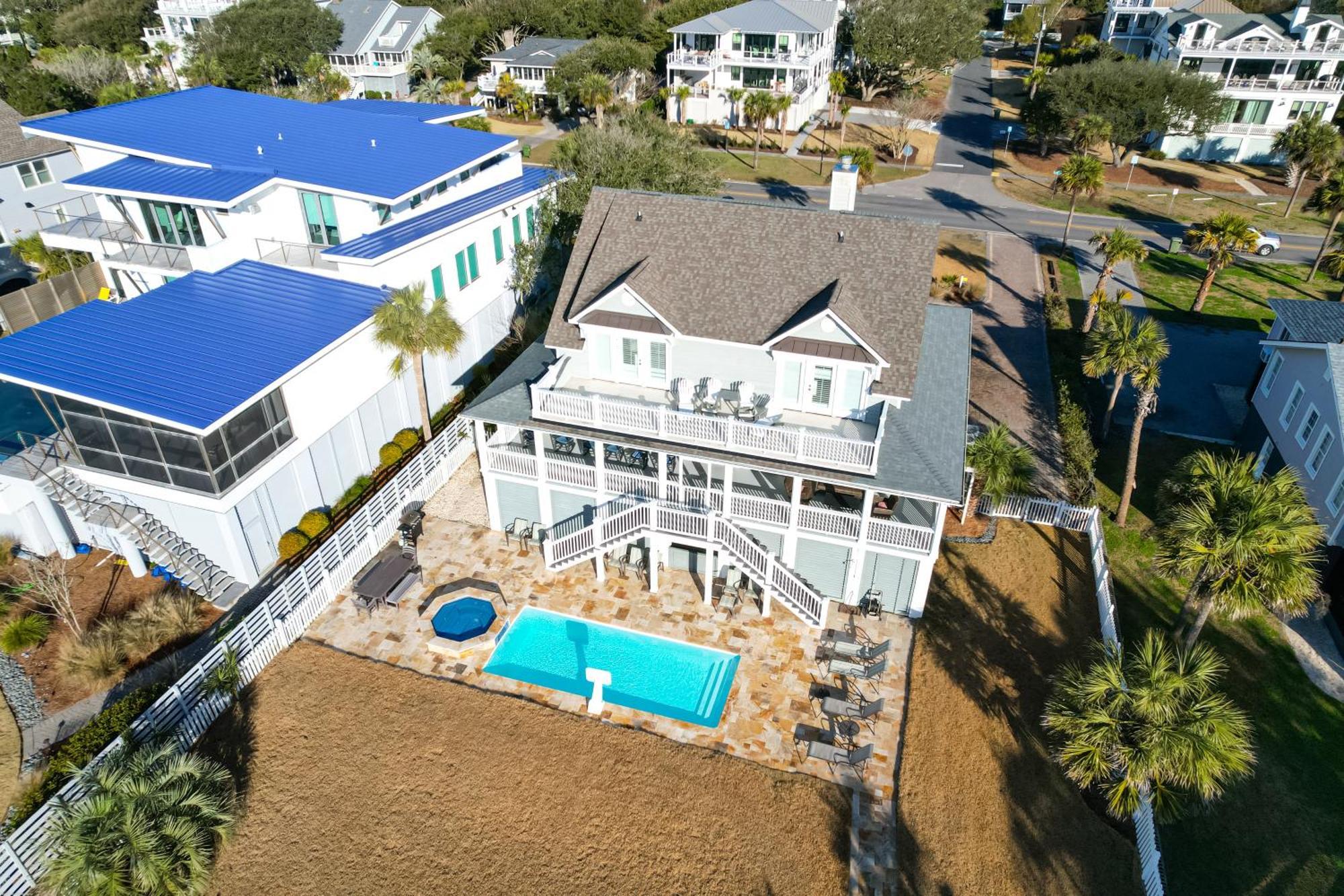 3602 Palm Boulevard * Isle of Palms