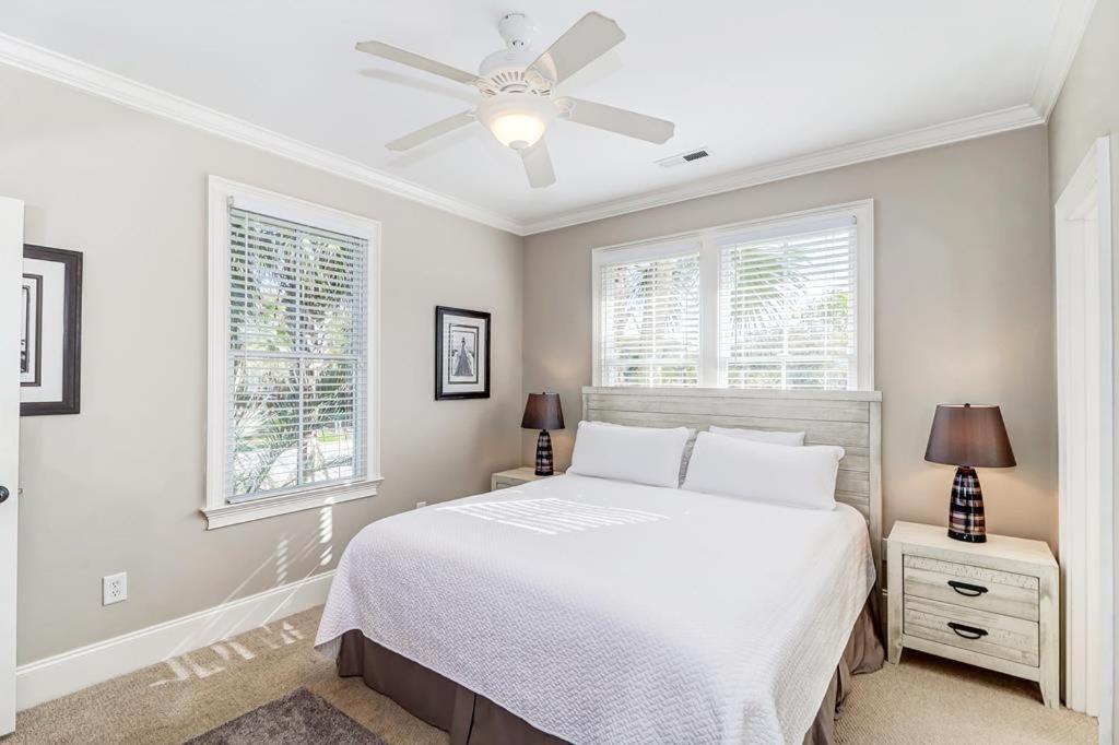 2 55th Avenue * Isle of Palms