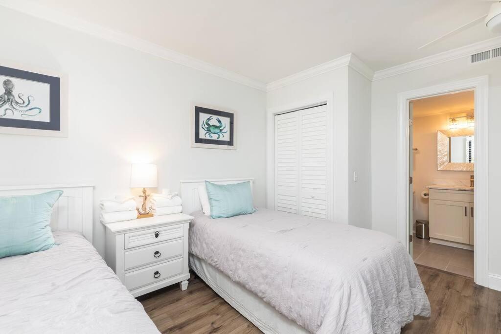 Apartment Shipwatch 418 - Luxury Oceanfront Penthouse In Isle of Palms