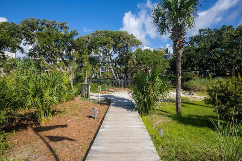 Shipwatch 418 - Luxury Oceanfront Penthouse In * Isle of Palms