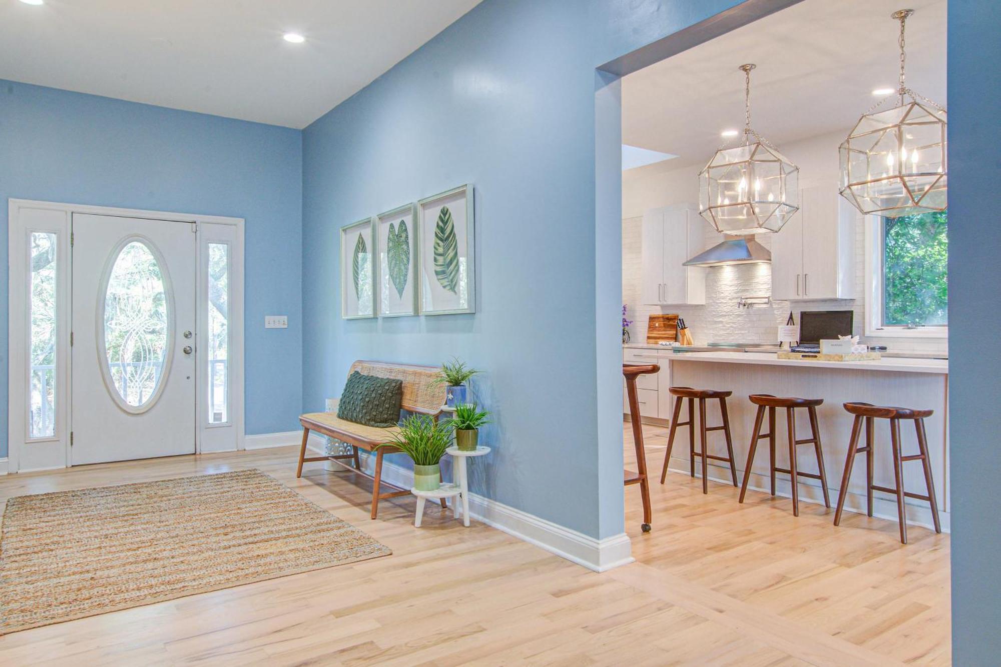 5 Edgewater Aly