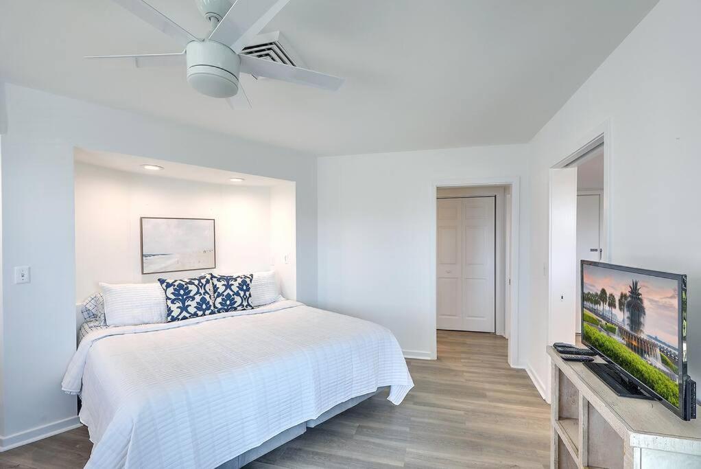 Port O' Call E302 - Floor Ocean View Condo! Apartment *