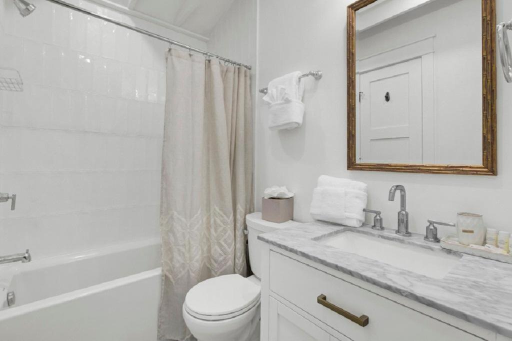 Holiday home Sandcrab Court 22 By Wild Dunes, Luxury Isle of Palms