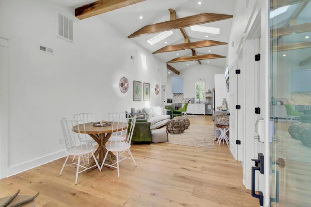 Holiday home Sandcrab Court 22 By Wild Dunes, Luxury