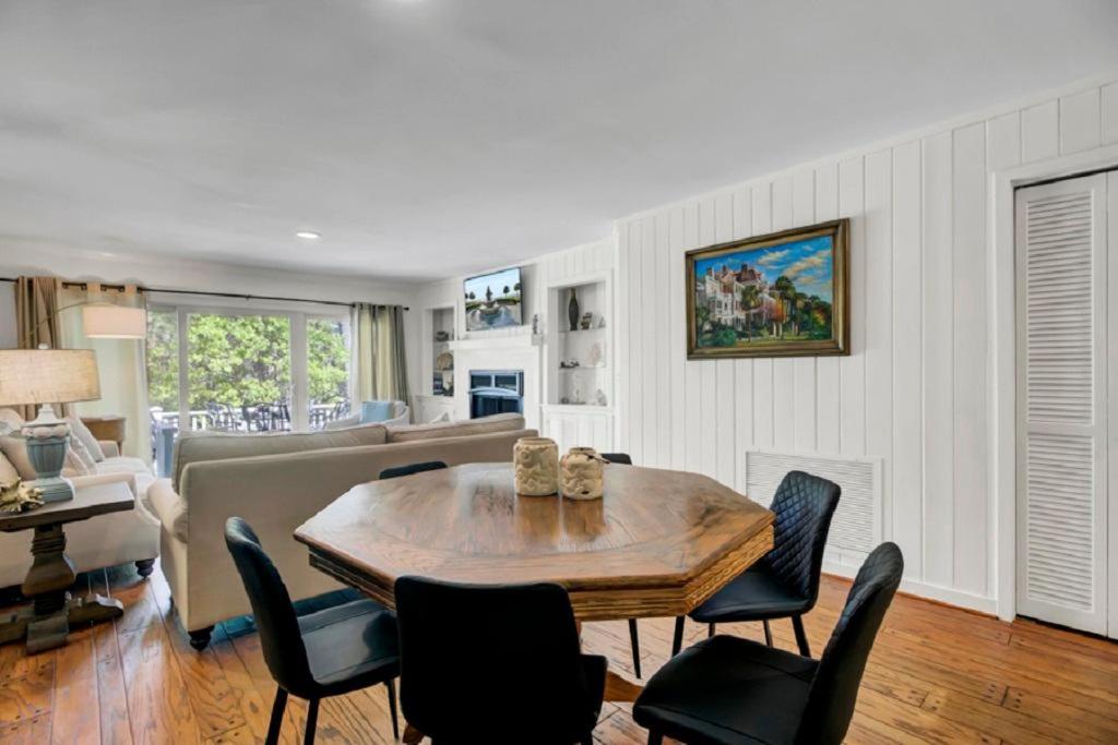 Racquet Club 37 By Wild Dunes, In Core Holiday home *
