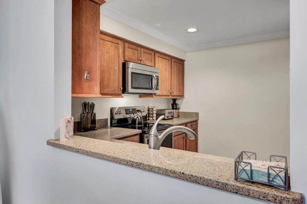 Commons Court 3 By Wild Dunes, Golf Course View * Isle of Palms