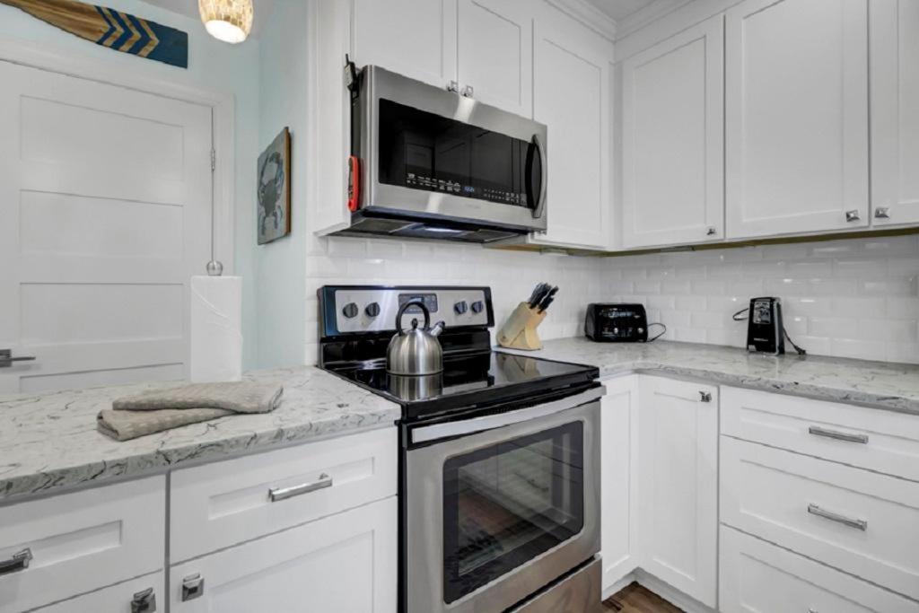 Twin Oaks 48 By Wild Dunes * Isle of Palms