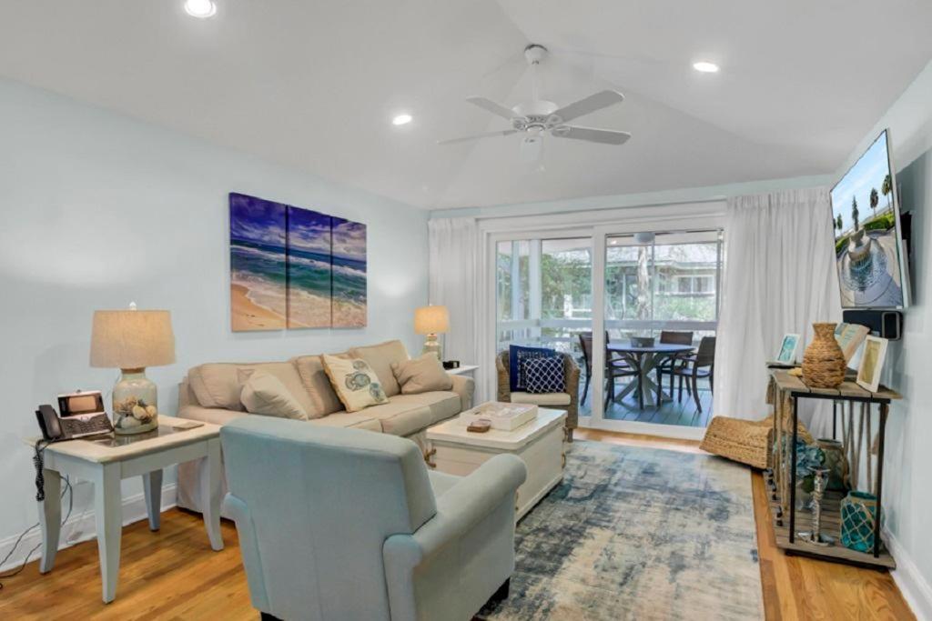 Twin Oaks 48 By Wild Dunes Holiday home Isle of Palms