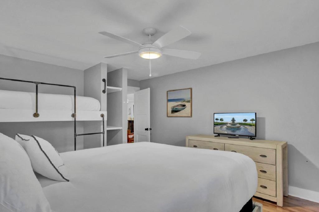 Twin Oaks 40 By Wild Dunes, In Core