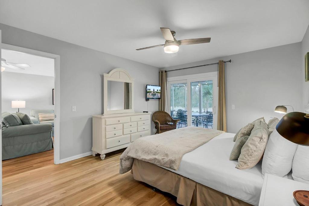 Twin Oaks 24 By Wild Dunes, With Golf View Holiday home