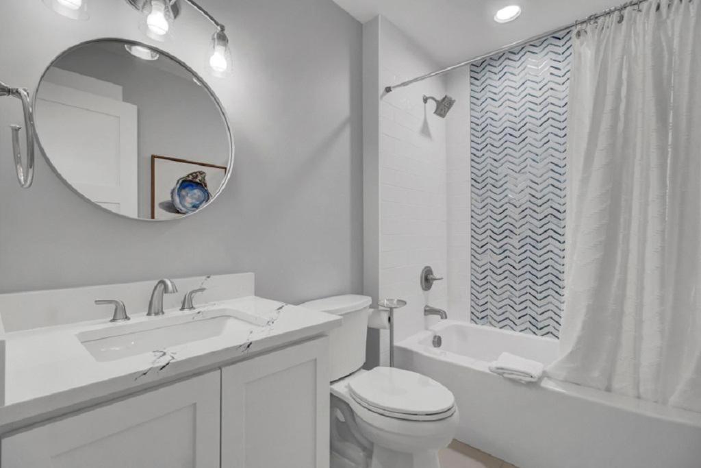 Twin Oaks 40 By Wild Dunes, In Core Holiday home *