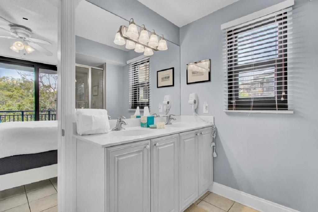 Holiday home Shipwatch 213c By Wild Dunes, Ocean View Isle of Palms