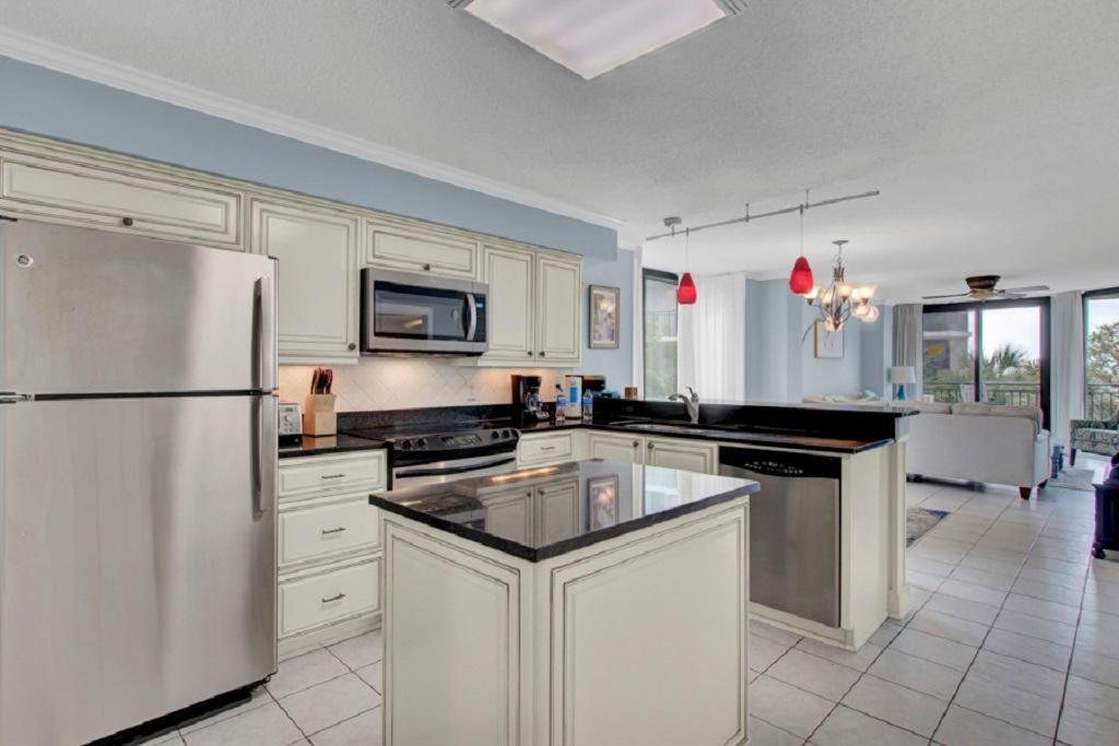Holiday home Shipwatch 213c By Wild Dunes, Ocean View
