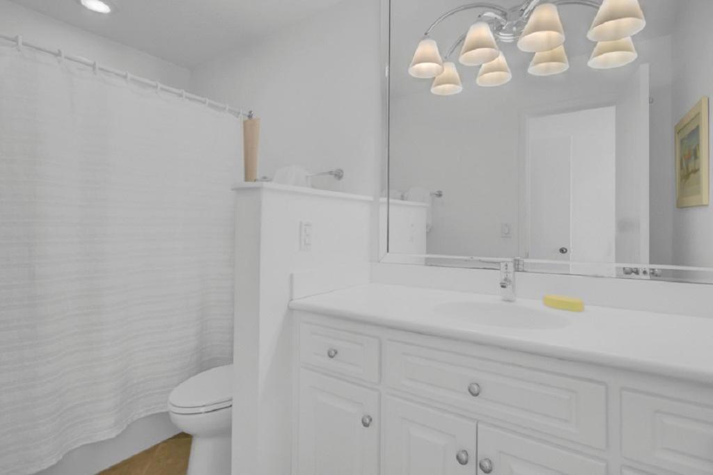 Club 53 By Wild Dunes, Oceanfront Holiday home *