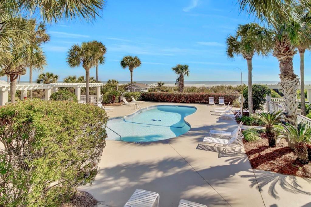 Holiday home Club 53 By Wild Dunes, Oceanfront