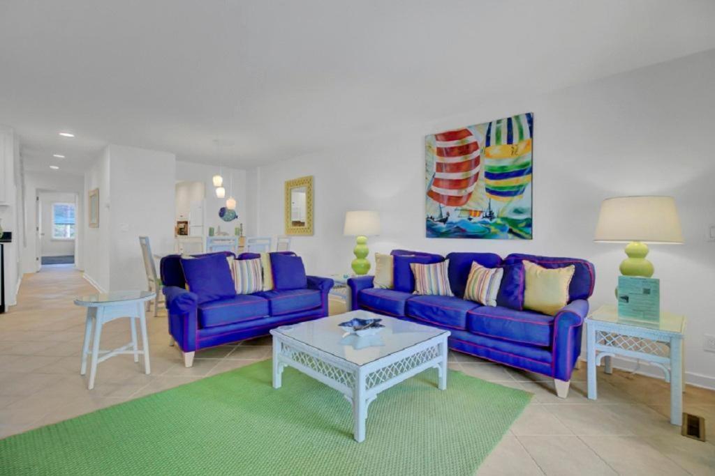 Holiday home Club 53 By Wild Dunes, Oceanfront