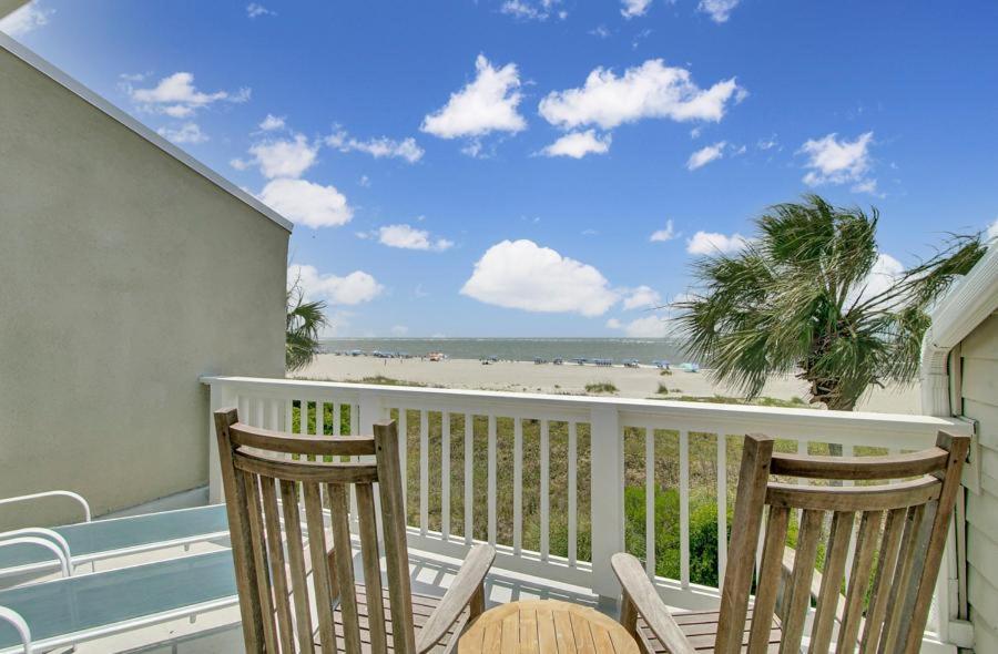 Holiday home Club 33 By Wild Dunes, Oceanfront