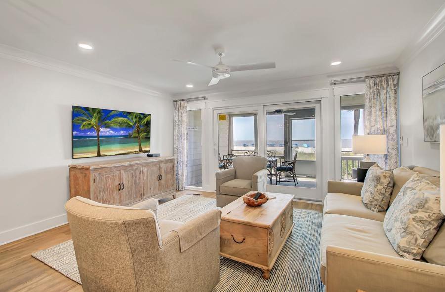 Holiday home Club 33 By Wild Dunes, Oceanfront *