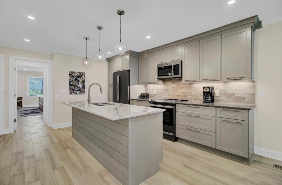 Holiday home Club 25 By Wild Dunes, Oceanfront