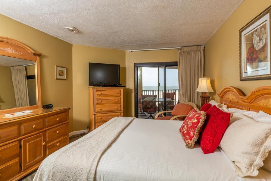 Holiday home Seascape 219 By Wild Dunes, Oceanfront Isle of Palms
