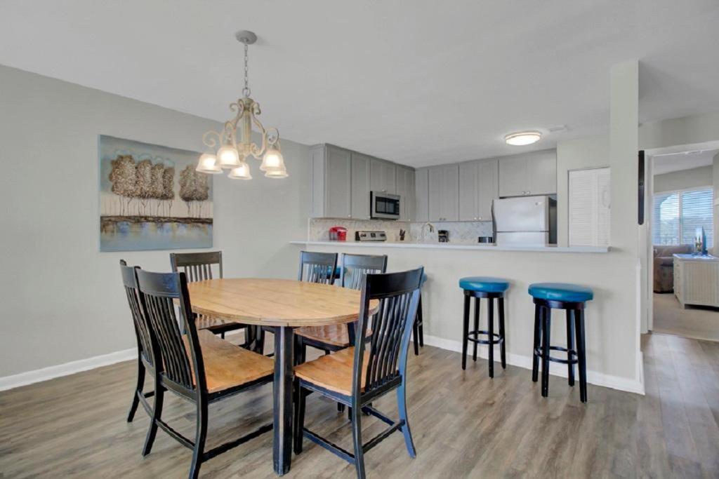 Holiday home Seascape 213 By Wild Dunes, Oceanfront