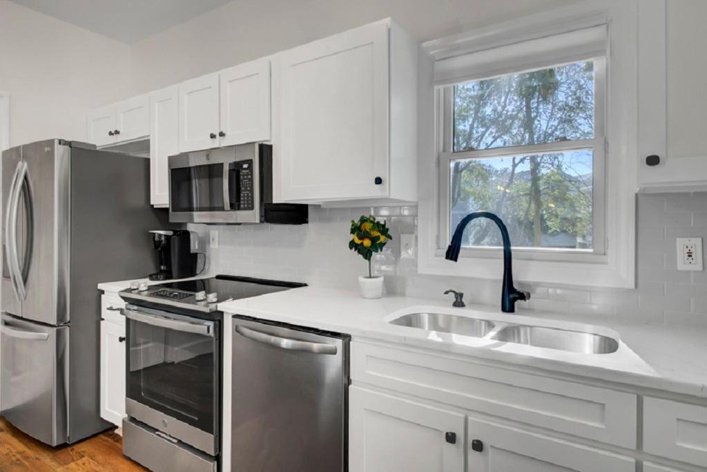 Moorings 503 By Wild Dunes, Luxury With Marina Views And Amenity Access Holiday home