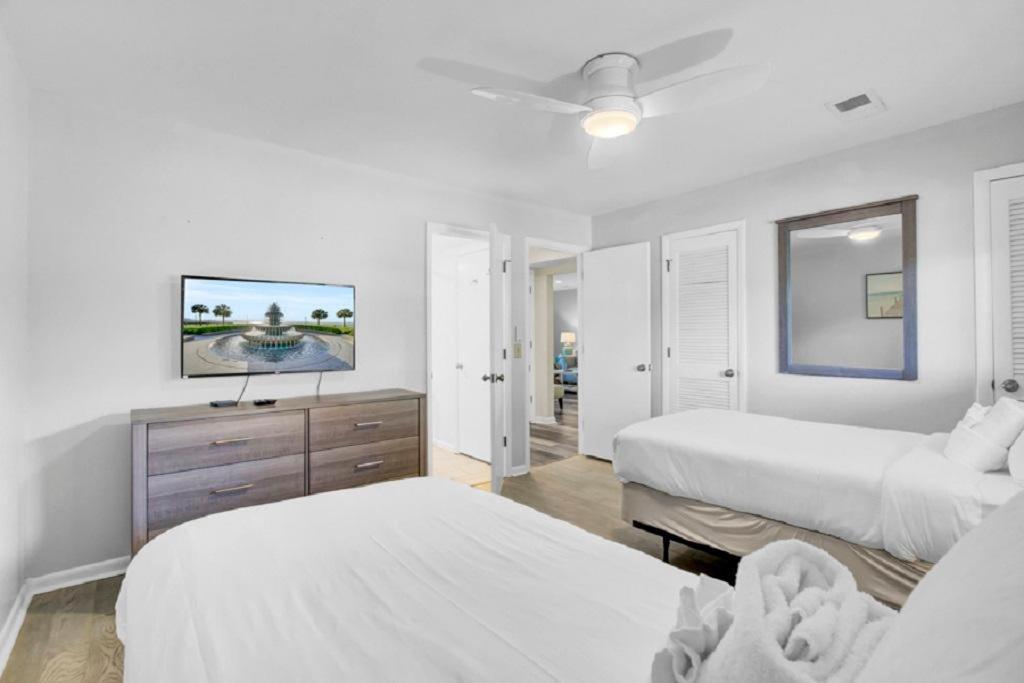 Mariner's Walk 12c By Wild Dunes, Oceanfront Holiday home *