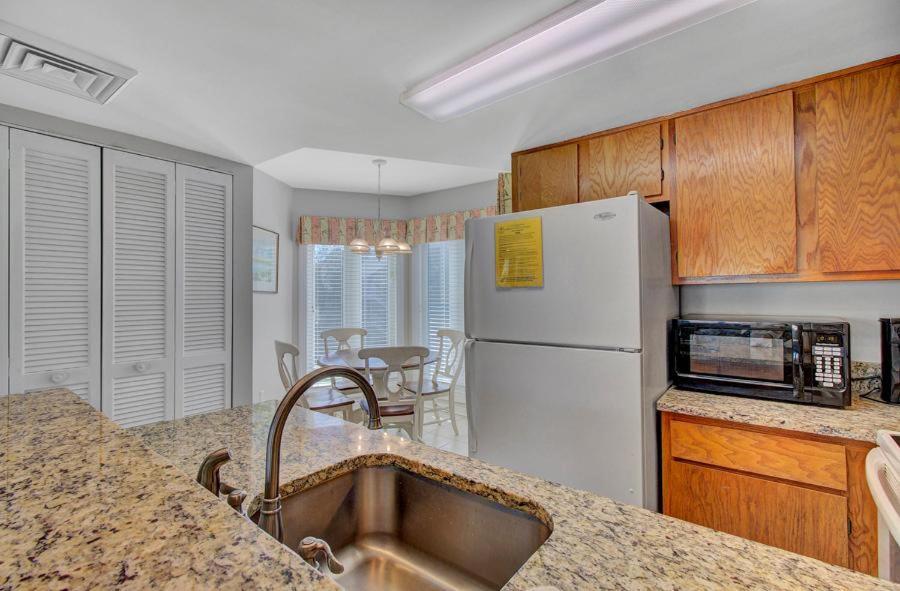 Port O'call C204 By Wild Dunes, Ocean View Holiday home
