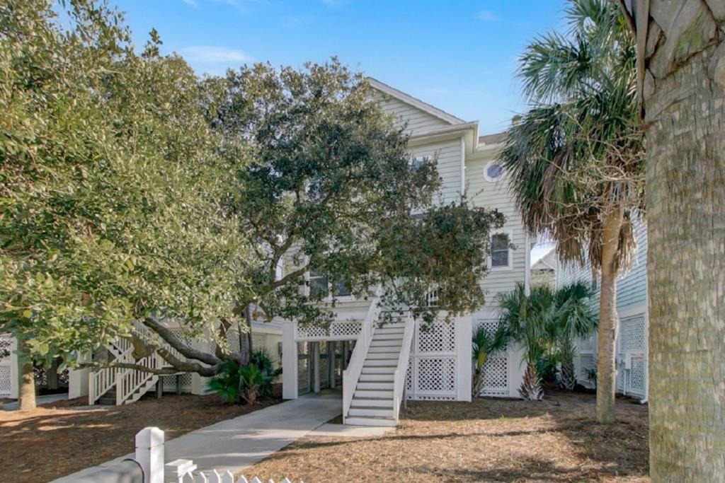 Grand Pavilion 42 By Wild Dunes, In Core