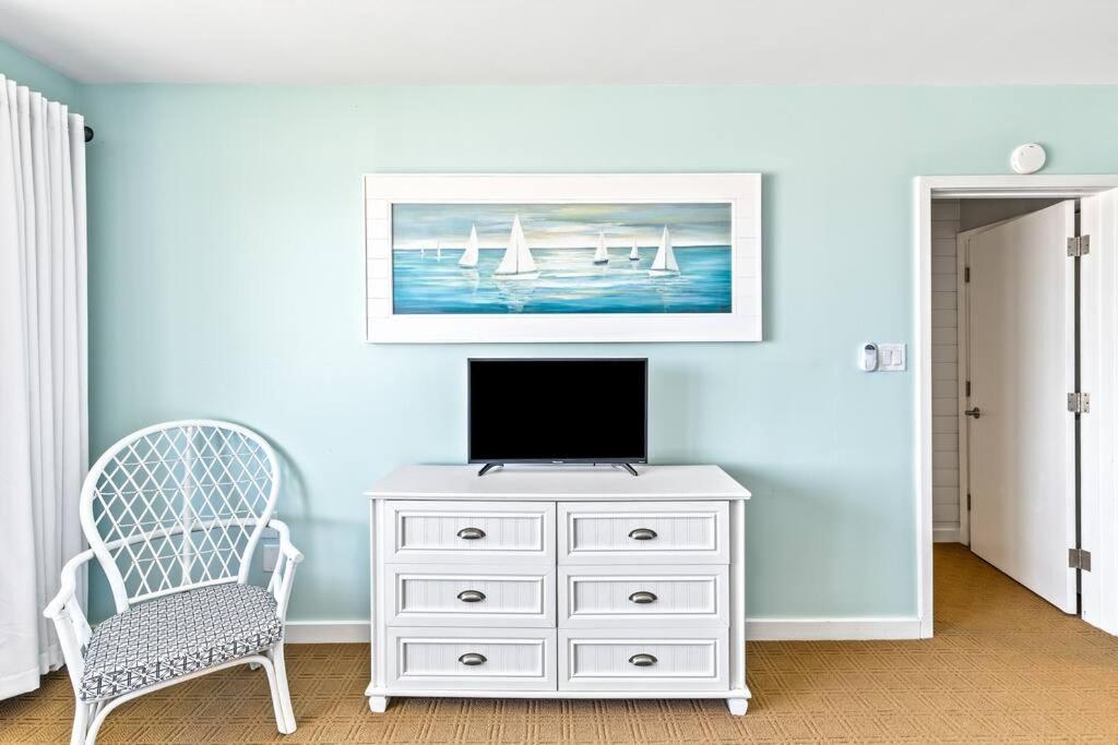 Apartment Seagrove 11c - Oceanfront View! Center Of Resort! *