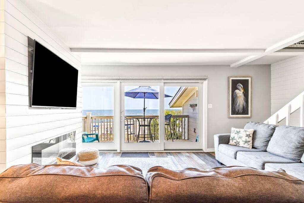 Seagrove 11c - Oceanfront View! Center Of Resort! Isle of Palms