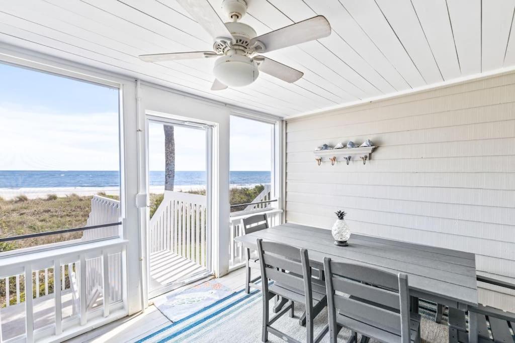 Club 31 - Luxurious Oceanfront - Walkout
