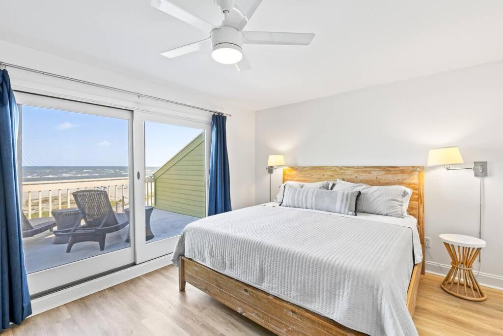Apartment Mariner's Walk 12e - Modern Oceanfront *