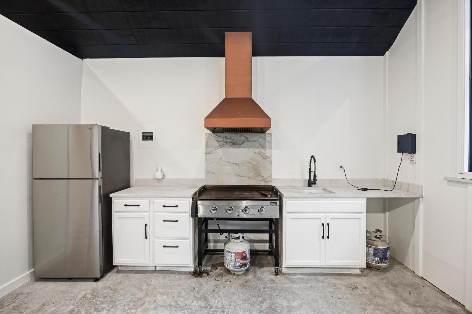2807 Palm Blvd * Isle of Palms