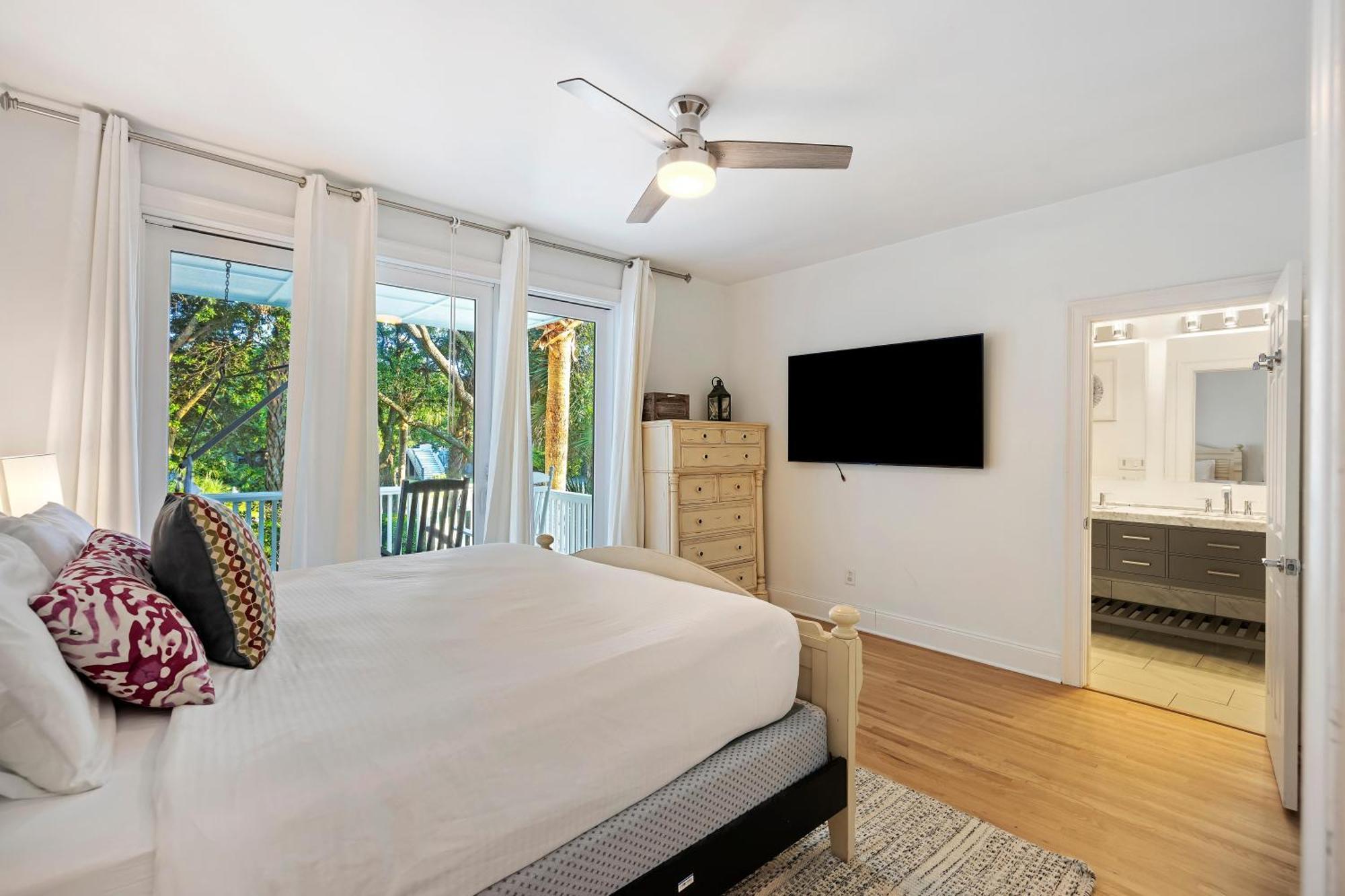 2807 Palm Blvd Holiday home