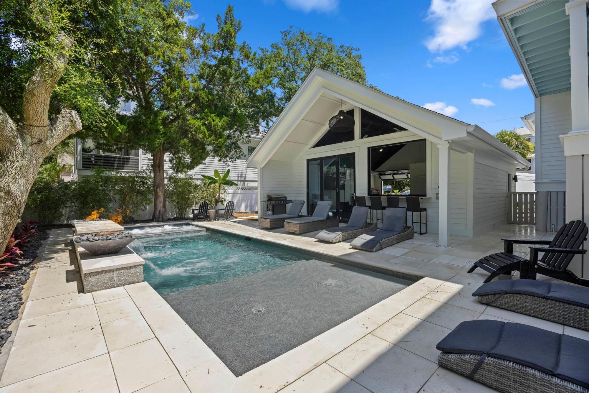 2807 Palm Blvd Holiday home Isle of Palms