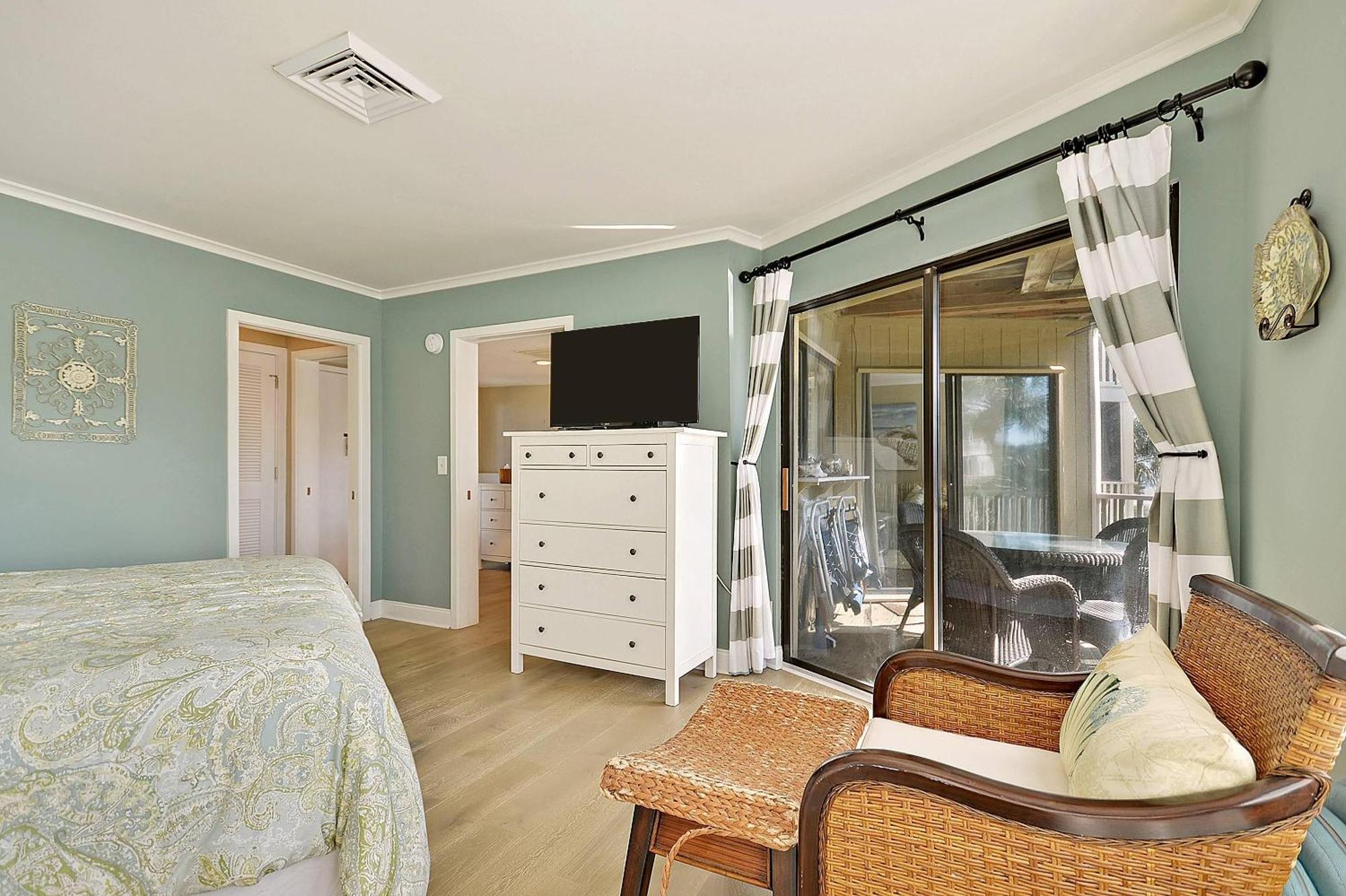 202e Port O'call * Isle of Palms