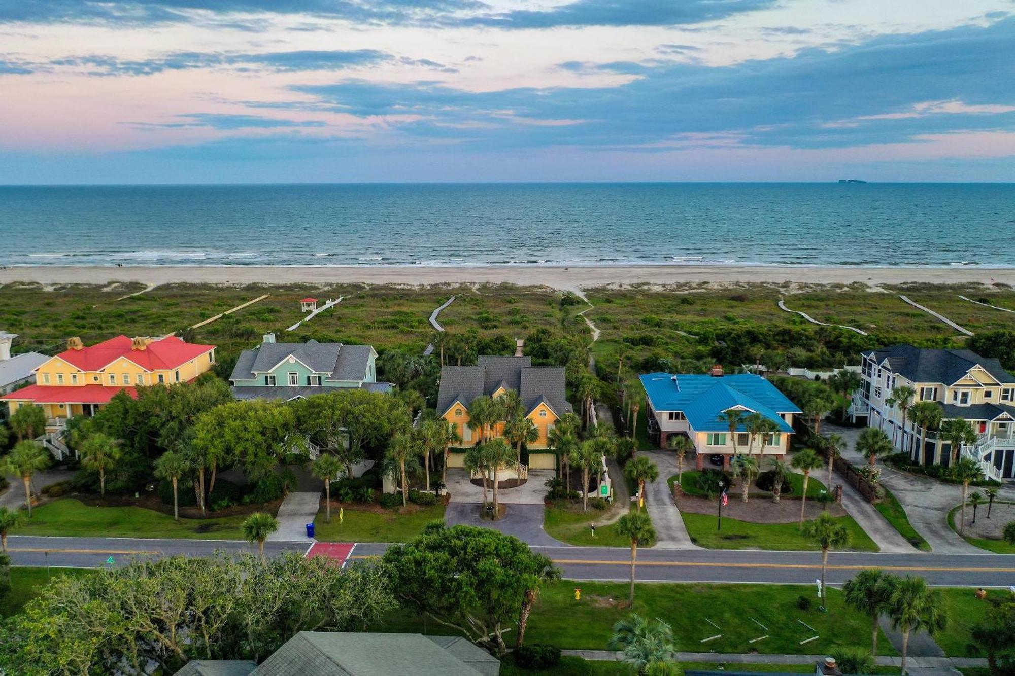Holiday home 3700 Palm Blvd *