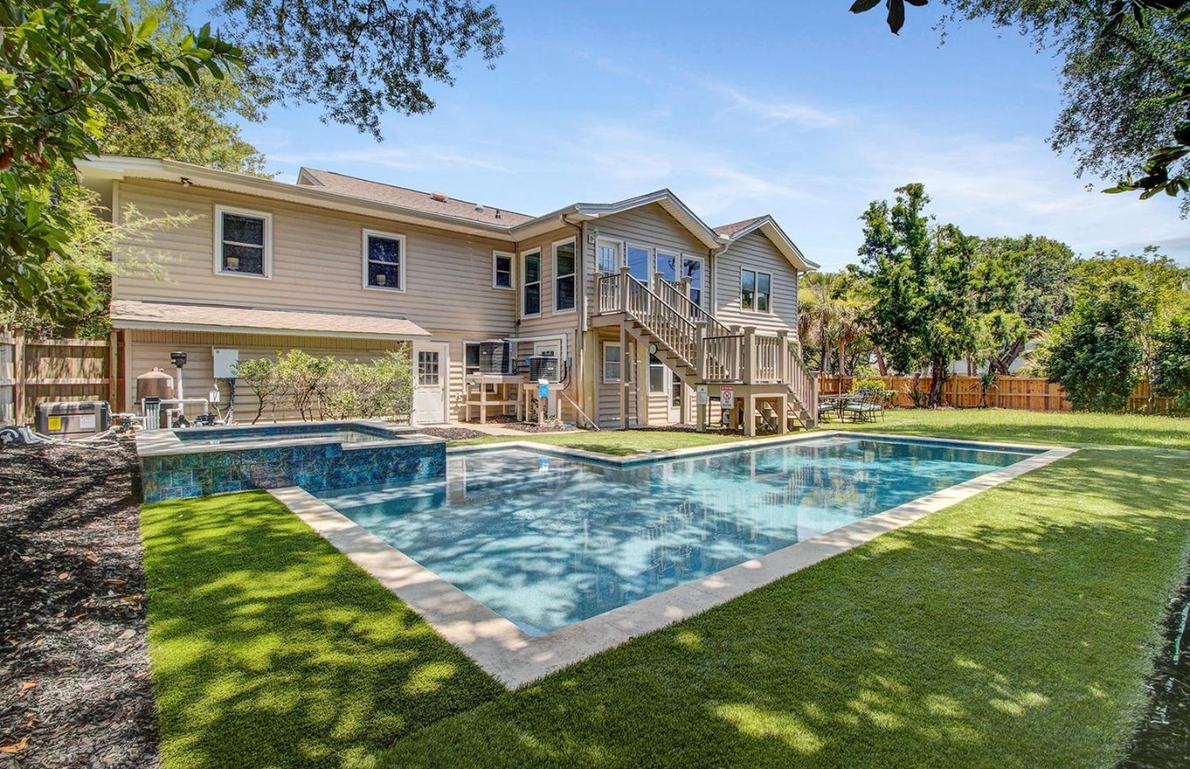 Holiday home 11 43rd Avenue By Avantstay Pool Close To