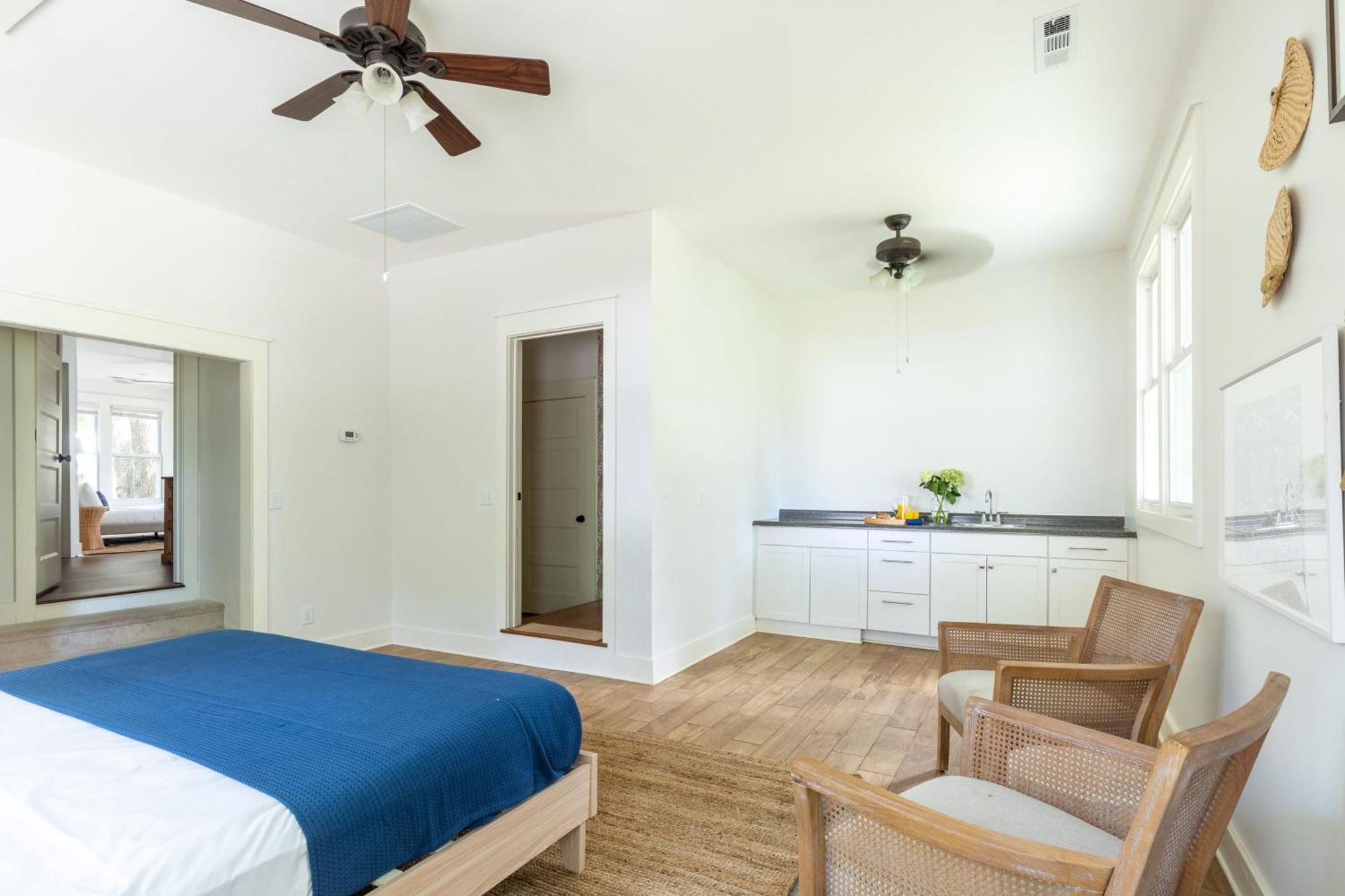 Holiday home Jessamine By Avantstay Picture Perfect W Stunning Backyard Isle of Palms