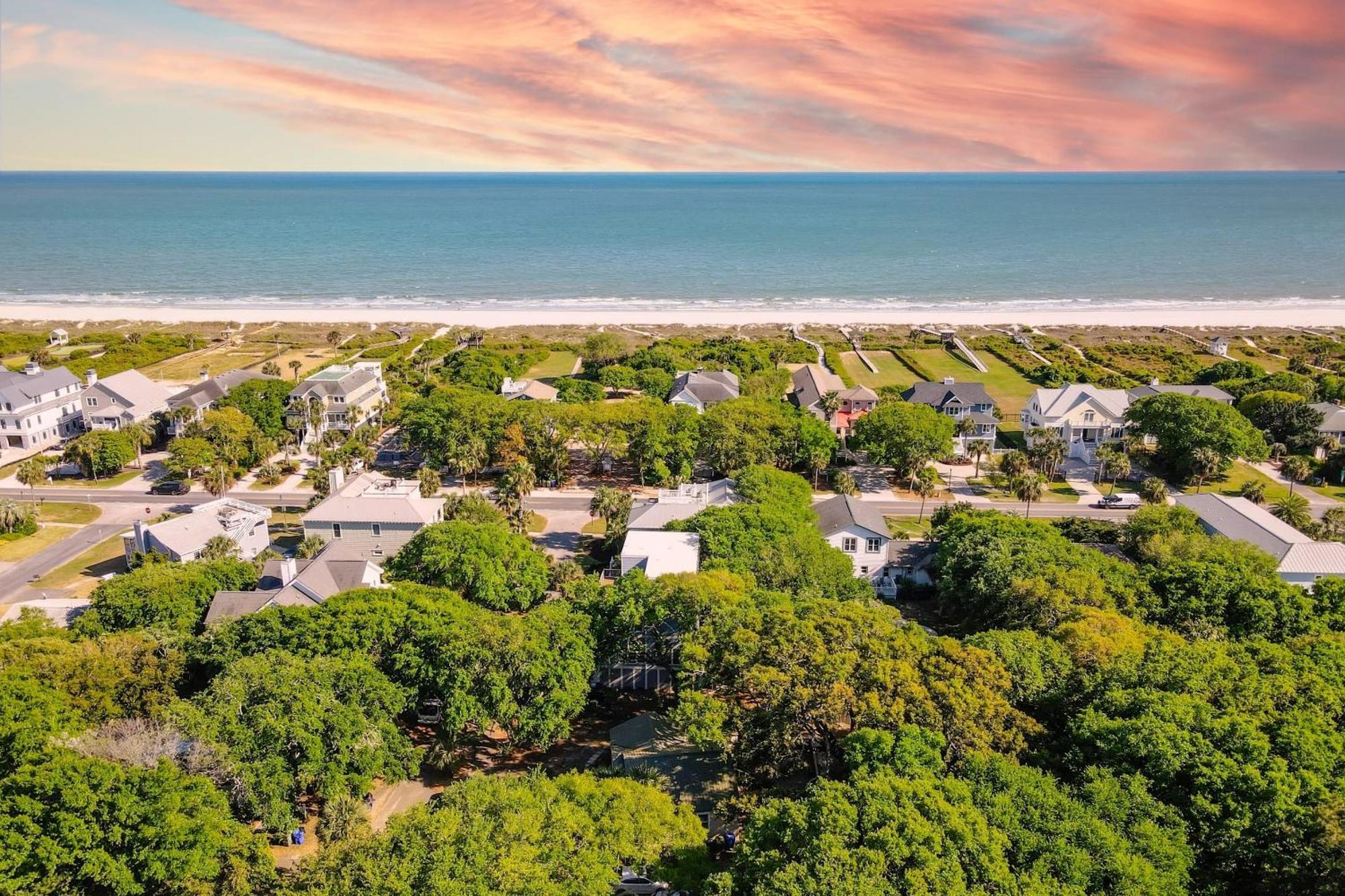 Cast Away By Avantstay Stunning Modern Near W Two Kitchens Holiday home Isle of Palms