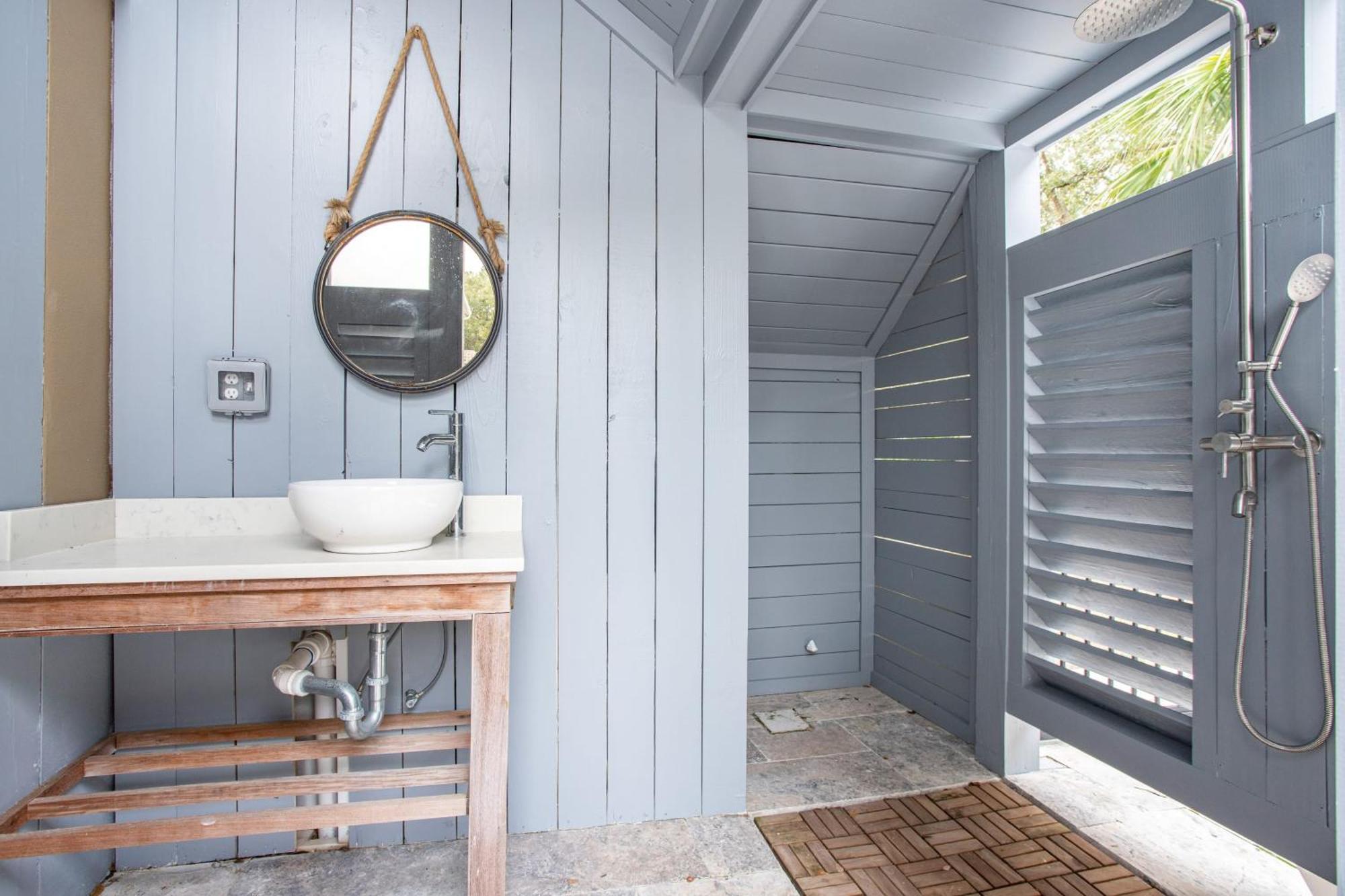 Holiday home Pelican By Avantstay Stunning Getaway W Pool Outdoor Kitchen