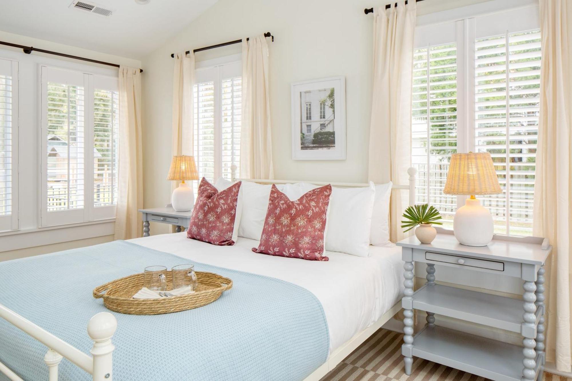 Holiday home Sawyer By Avantstay Stunning W Pool Isle of Palms