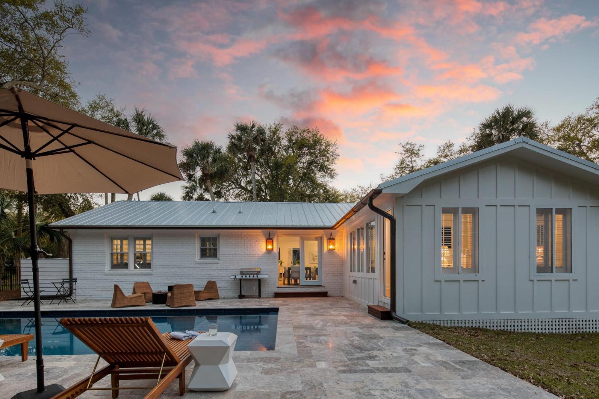 Sawyer By Avantstay Stunning W Pool Isle of Palms