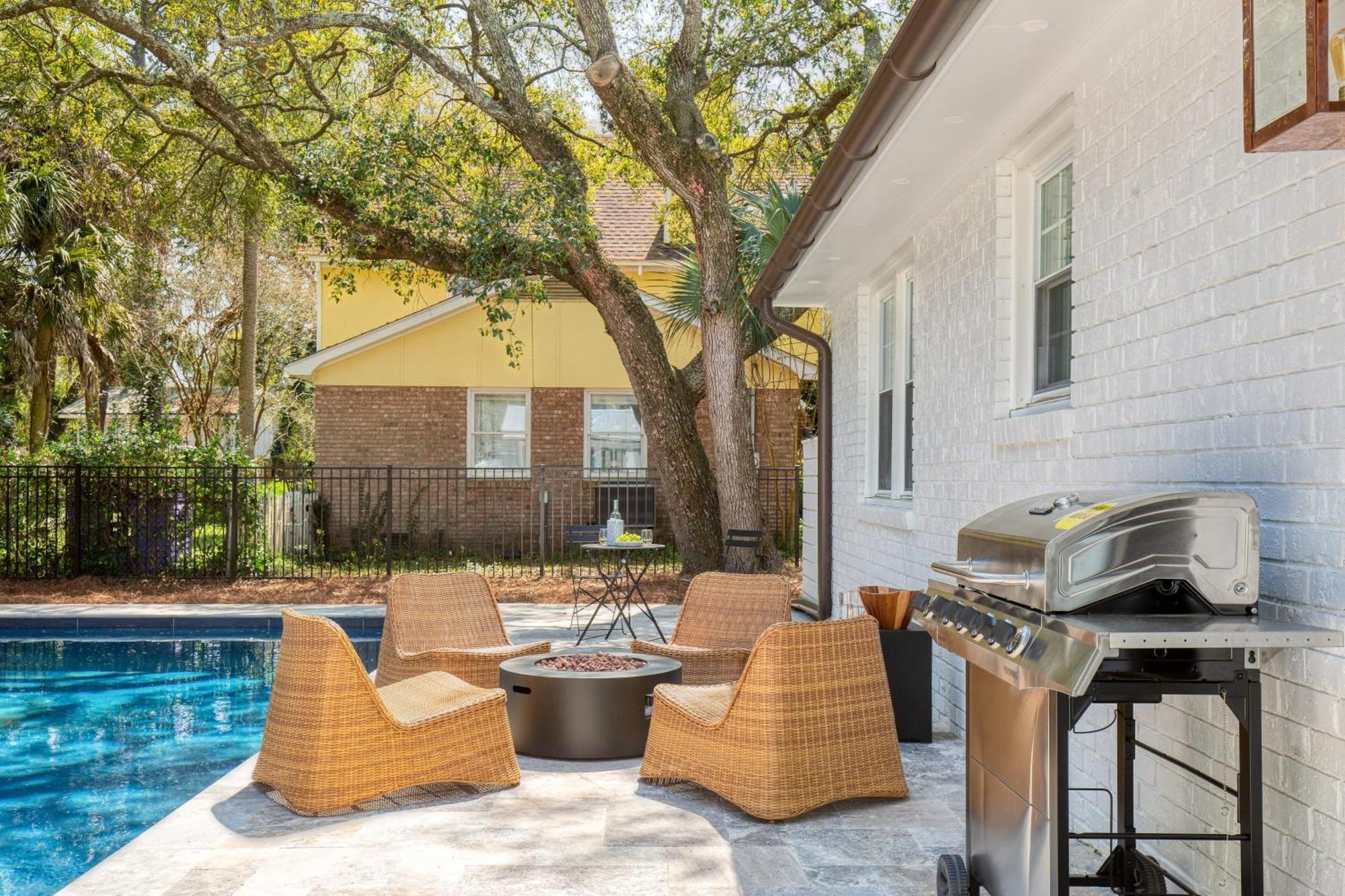 Holiday home Sawyer By Avantstay Stunning W Pool