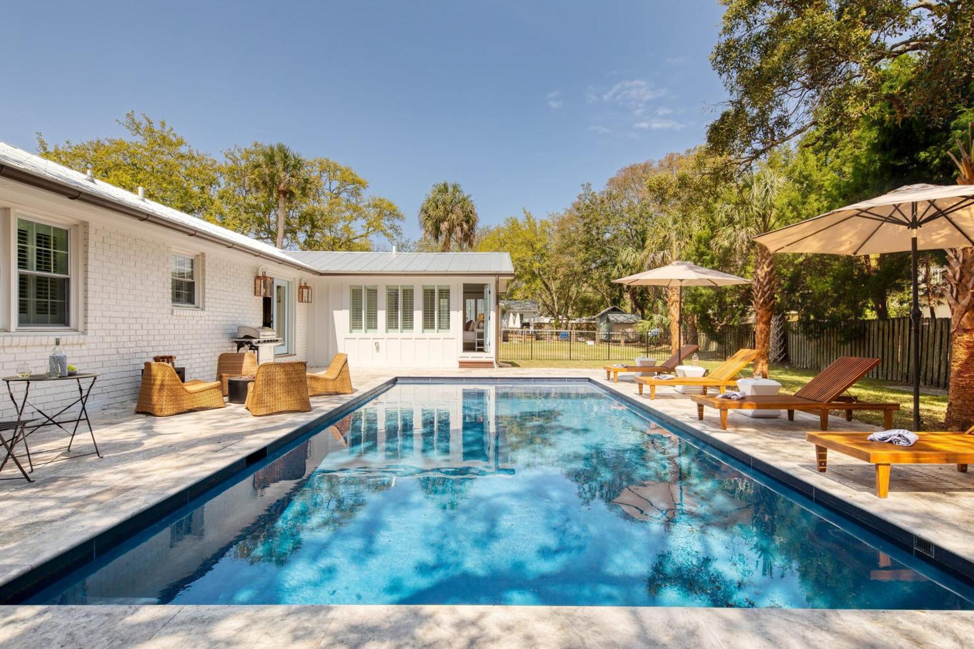 Holiday home Sawyer By Avantstay Stunning W Pool *