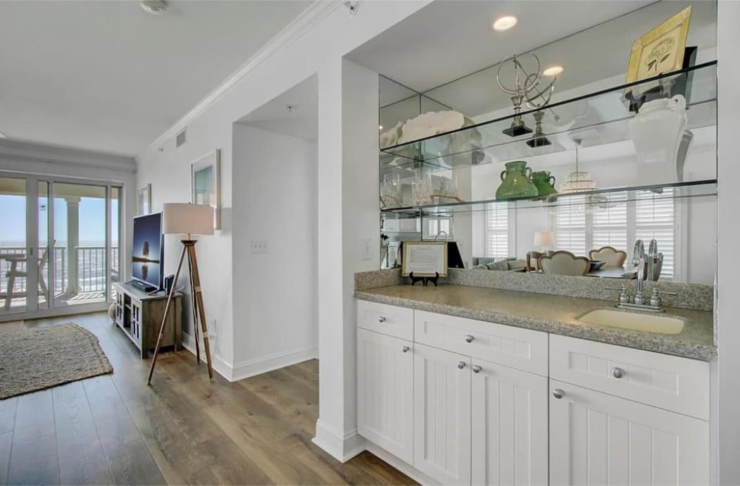 301 Ocean Palms By Avantstay Ocean Front W Amazing Sea Views