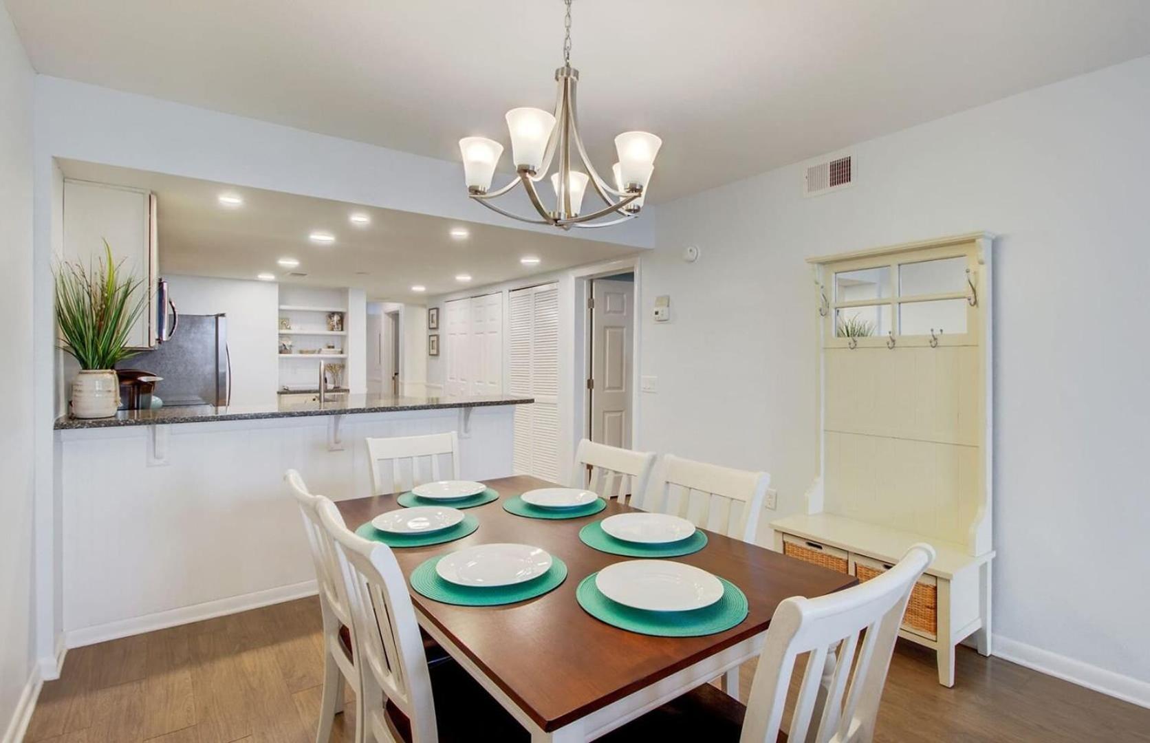 322 D Shipwatch By Avantstay Community Pool Access Close To Apartment Isle of Palms