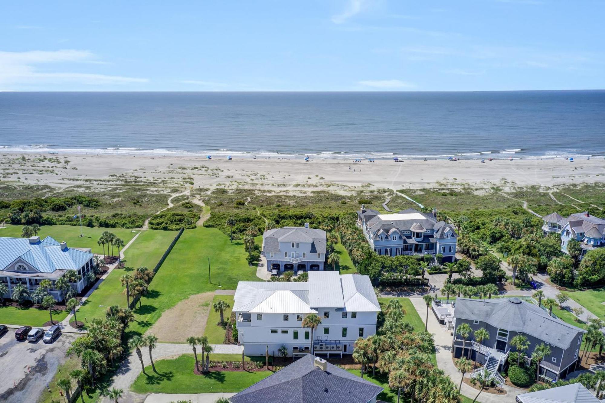 Coastal Harmony By Avantstay Oceanfront Private Pool View Holiday home Isle of Palms